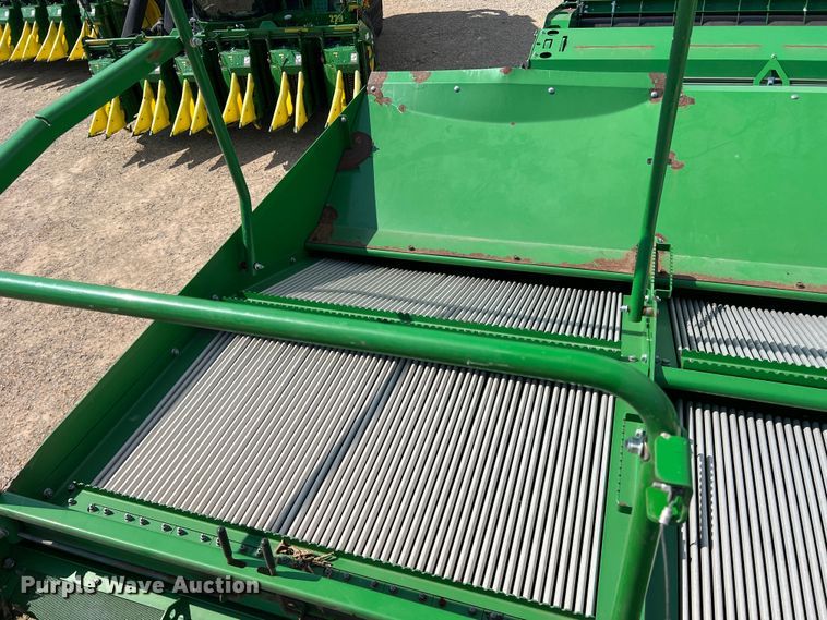 image for item DK7745 2014 John Deere 7760  RWA cotton picker
