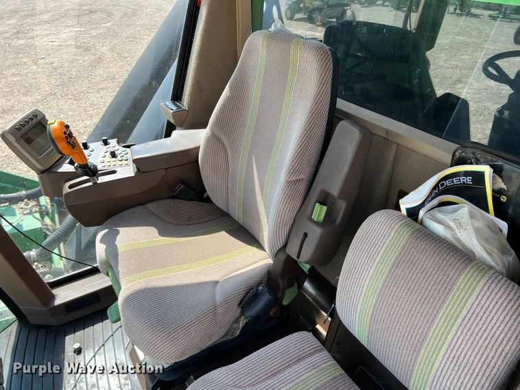 image for item DK7745 2014 John Deere 7760  RWA cotton picker