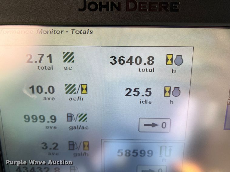 image for item DK7745 2014 John Deere 7760  RWA cotton picker