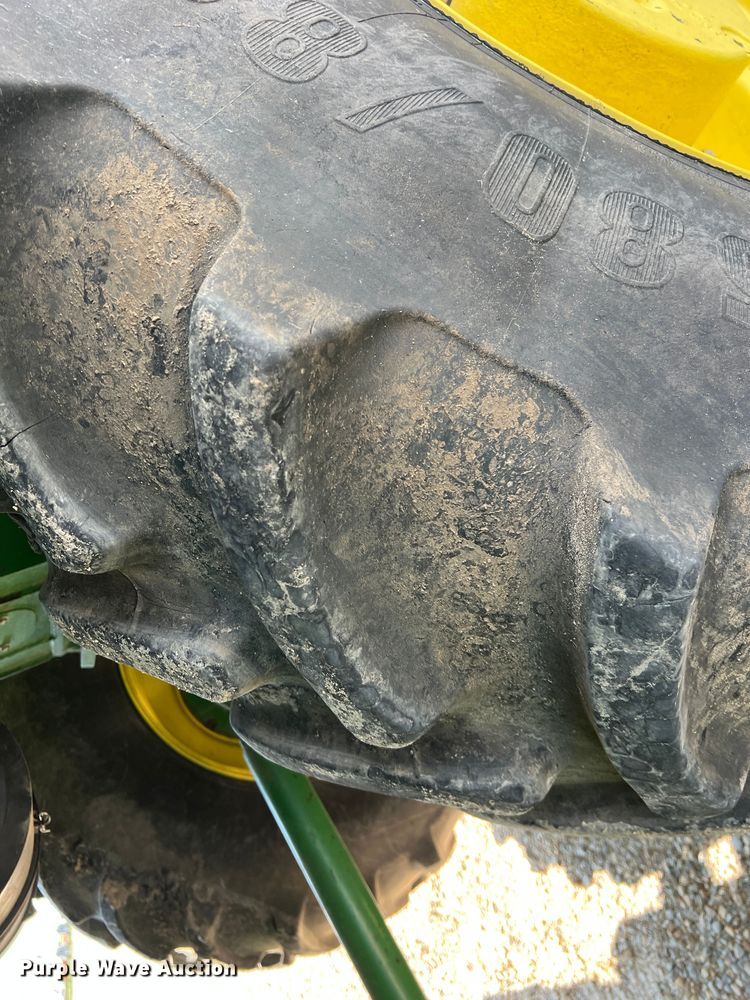 image for item DK7745 2014 John Deere 7760  RWA cotton picker