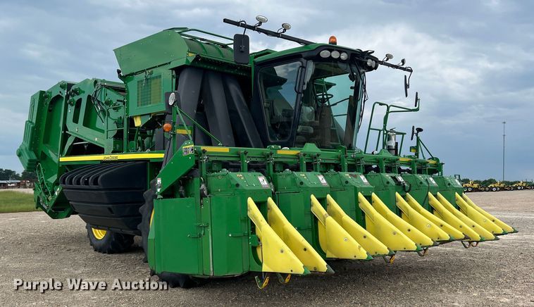 image for item DK7746 2018 John Deere CP690  RWA cotton picker