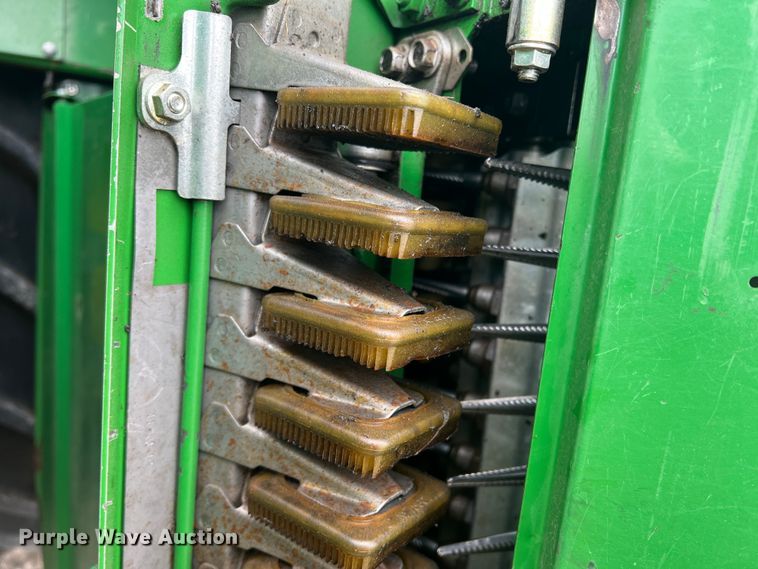 image for item DK7746 2018 John Deere CP690  RWA cotton picker