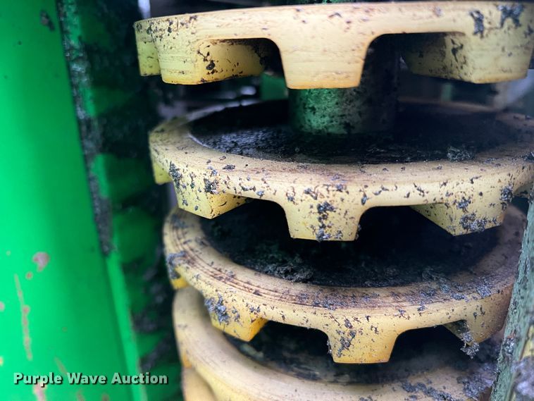 image for item DK7746 2018 John Deere CP690  RWA cotton picker