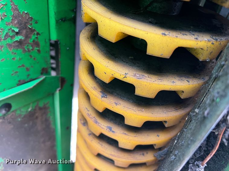 image for item DK7746 2018 John Deere CP690  RWA cotton picker