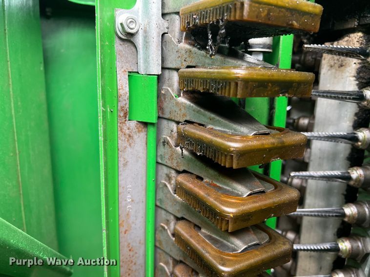 image for item DK7746 2018 John Deere CP690  RWA cotton picker