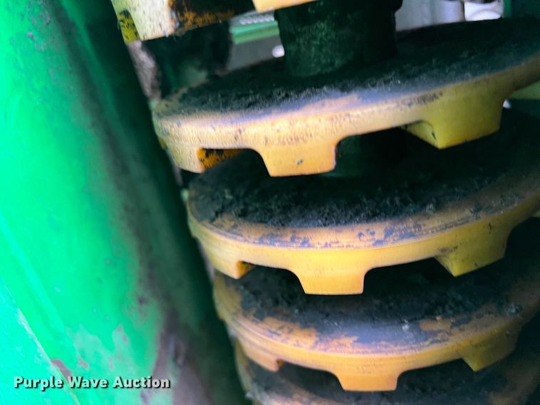 image for item DK7746 2018 John Deere CP690  RWA cotton picker