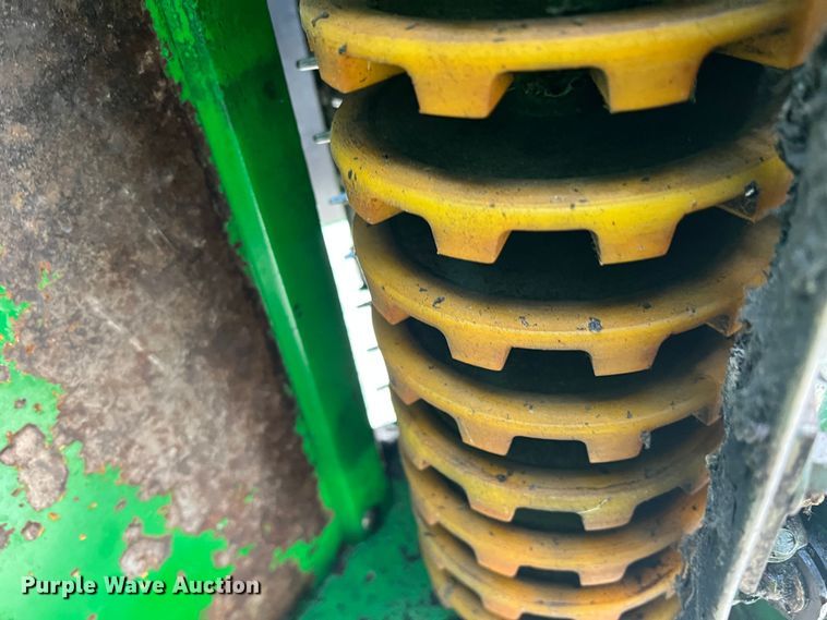 image for item DK7746 2018 John Deere CP690  RWA cotton picker