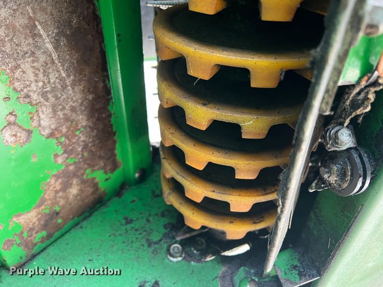 image for item DK7746 2018 John Deere CP690  RWA cotton picker