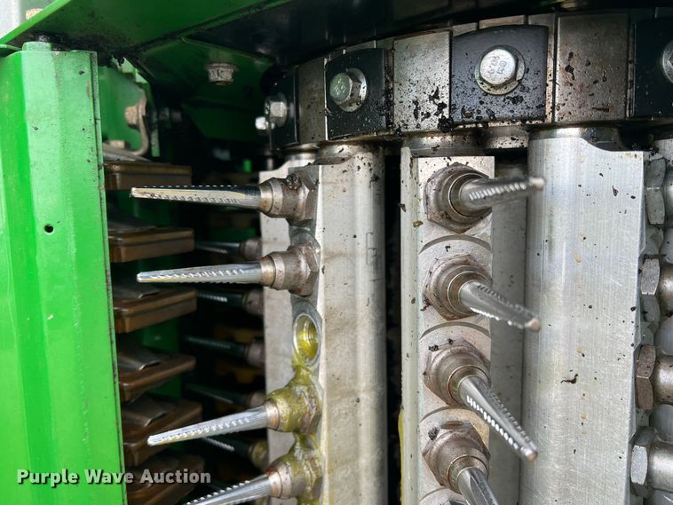 image for item DK7746 2018 John Deere CP690  RWA cotton picker