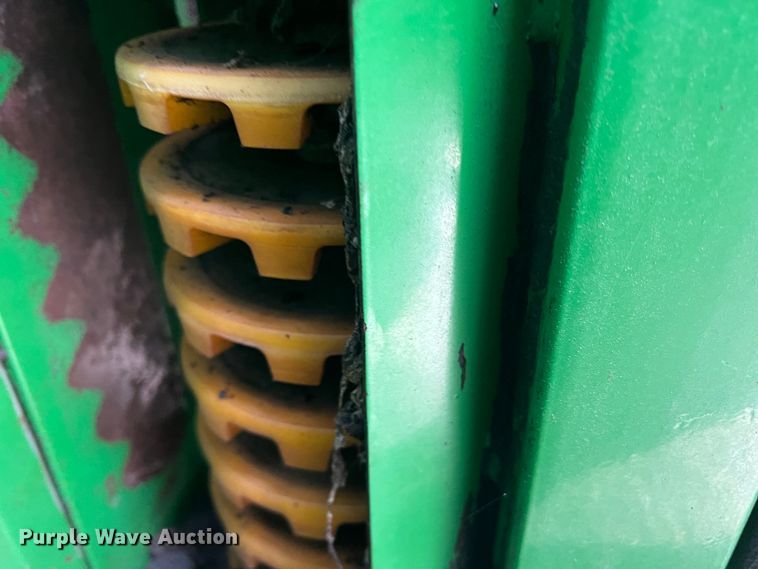 image for item DK7746 2018 John Deere CP690  RWA cotton picker