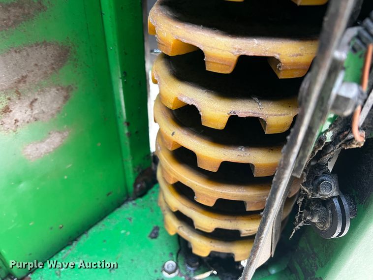 image for item DK7746 2018 John Deere CP690  RWA cotton picker