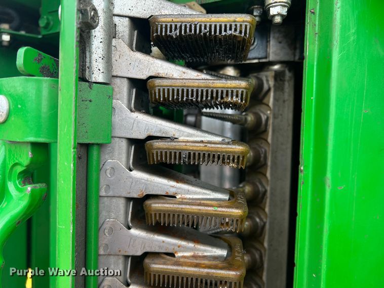 image for item DK7746 2018 John Deere CP690  RWA cotton picker