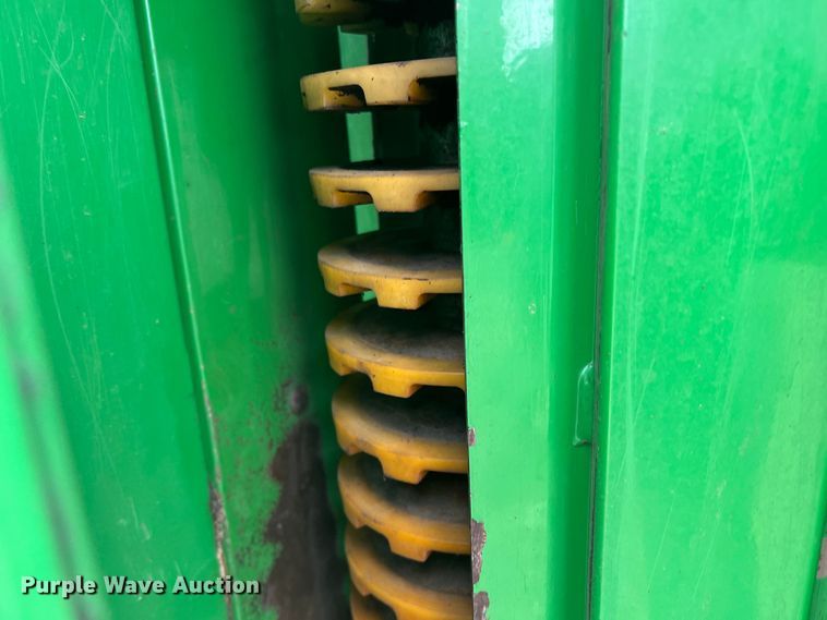 image for item DK7746 2018 John Deere CP690  RWA cotton picker