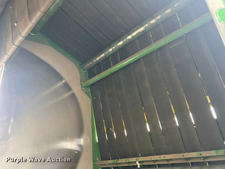 image for item DK7746 2018 John Deere CP690  RWA cotton picker