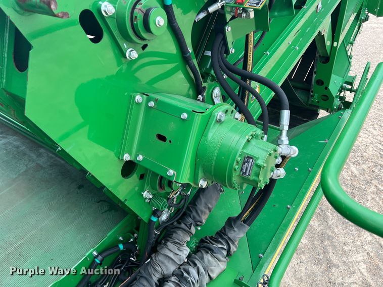 image for item DK7746 2018 John Deere CP690  RWA cotton picker