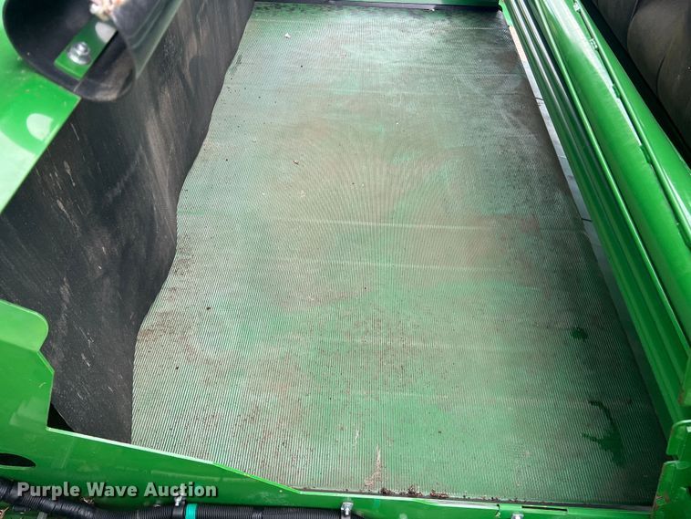 image for item DK7746 2018 John Deere CP690  RWA cotton picker