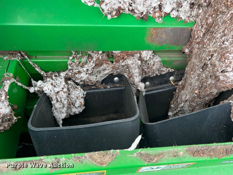 image for item DK7746 2018 John Deere CP690  RWA cotton picker