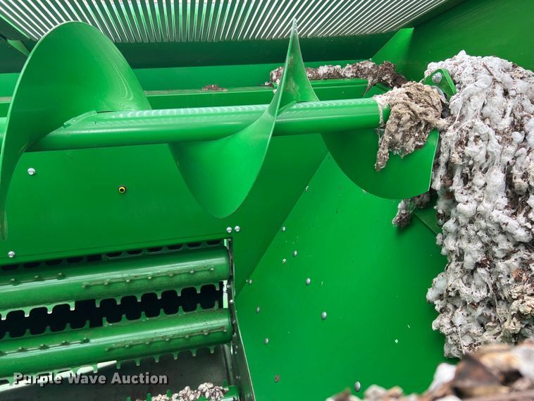 image for item DK7746 2018 John Deere CP690  RWA cotton picker