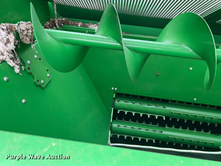 image for item DK7746 2018 John Deere CP690  RWA cotton picker