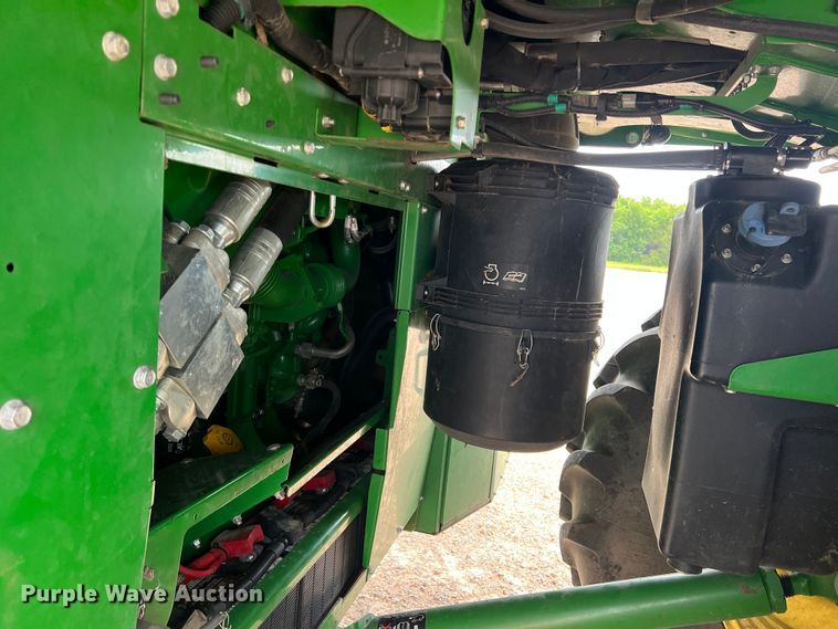 image for item DK7746 2018 John Deere CP690  RWA cotton picker