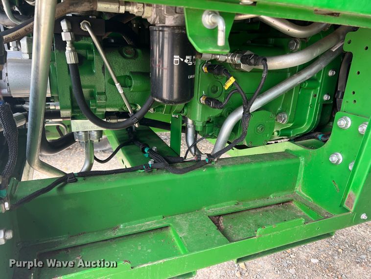 image for item DK7746 2018 John Deere CP690  RWA cotton picker