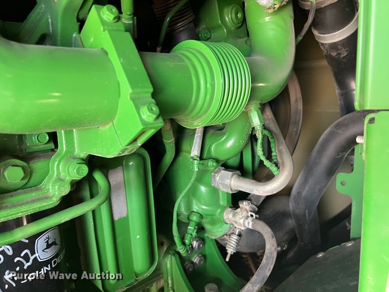 image for item DK7746 2018 John Deere CP690  RWA cotton picker