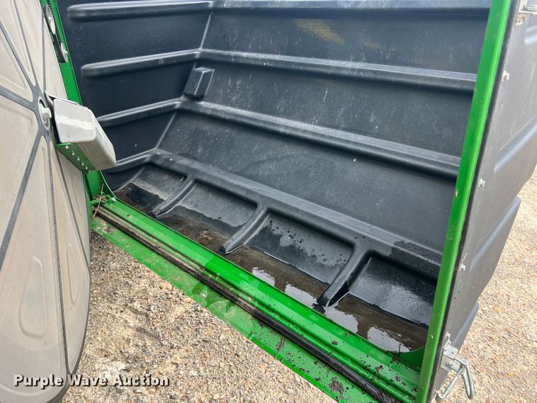 image for item DK7746 2018 John Deere CP690  RWA cotton picker