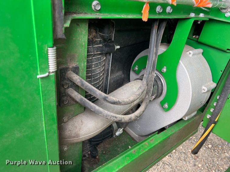 image for item DK7746 2018 John Deere CP690  RWA cotton picker