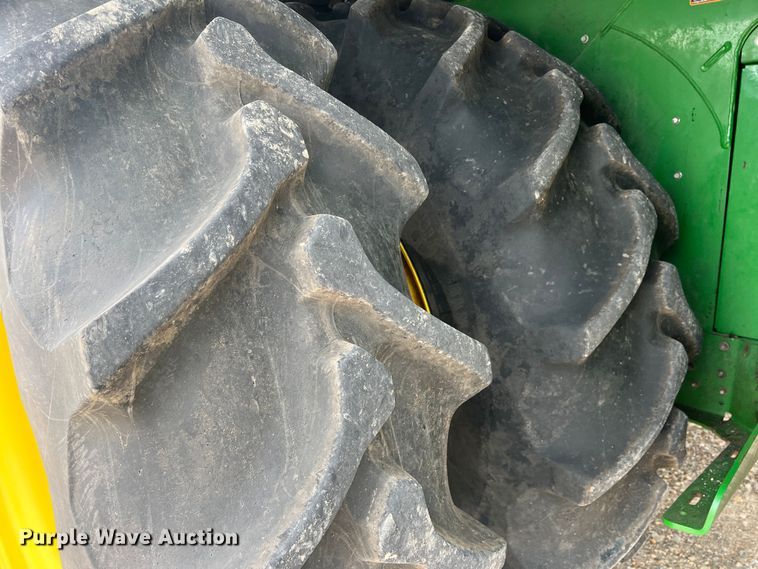 image for item DK7746 2018 John Deere CP690  RWA cotton picker