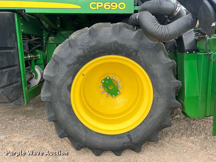 image for item DK7746 2018 John Deere CP690  RWA cotton picker