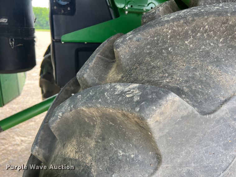 image for item DK7746 2018 John Deere CP690  RWA cotton picker