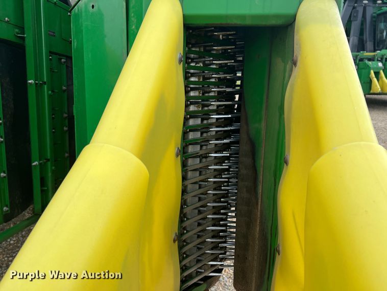 image for item DK7747 2018 John Deere CP690  RWA cotton picker