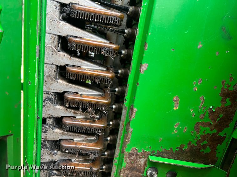 image for item DK7747 2018 John Deere CP690  RWA cotton picker