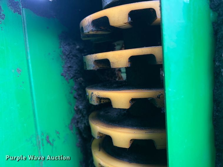 image for item DK7747 2018 John Deere CP690  RWA cotton picker