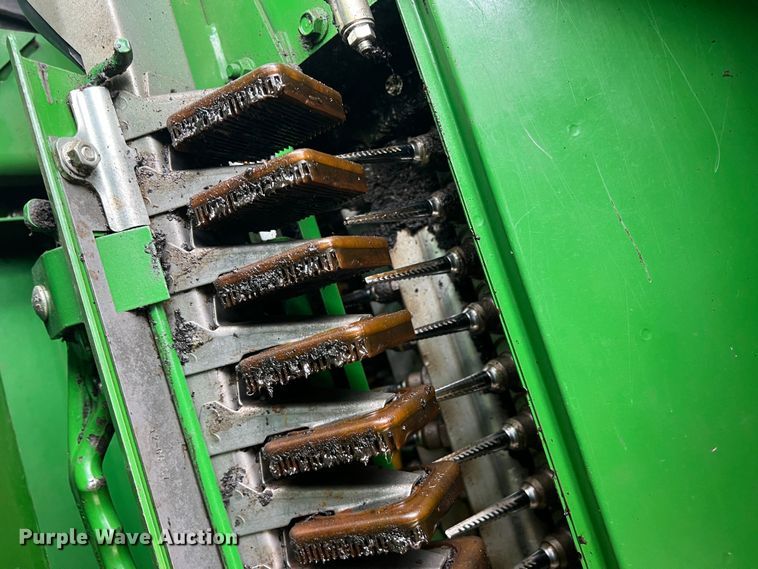 image for item DK7747 2018 John Deere CP690  RWA cotton picker