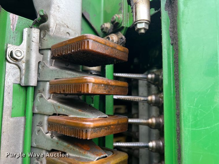 image for item DK7747 2018 John Deere CP690  RWA cotton picker