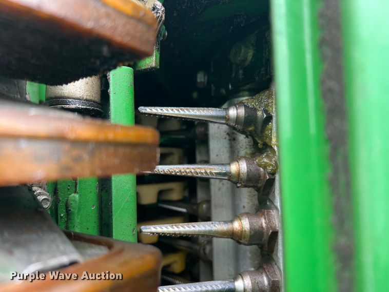 image for item DK7747 2018 John Deere CP690  RWA cotton picker