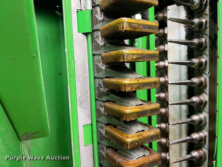 image for item DK7747 2018 John Deere CP690  RWA cotton picker