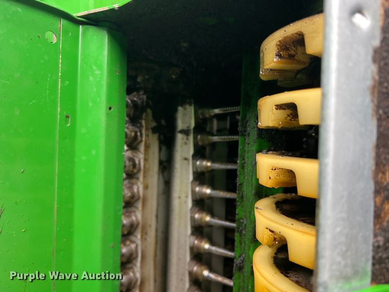 image for item DK7747 2018 John Deere CP690  RWA cotton picker