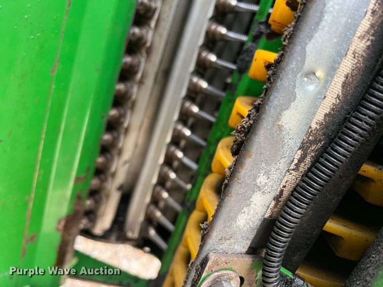 image for item DK7747 2018 John Deere CP690  RWA cotton picker