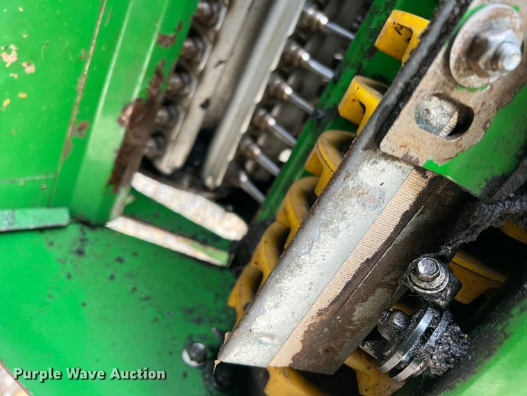 image for item DK7747 2018 John Deere CP690  RWA cotton picker