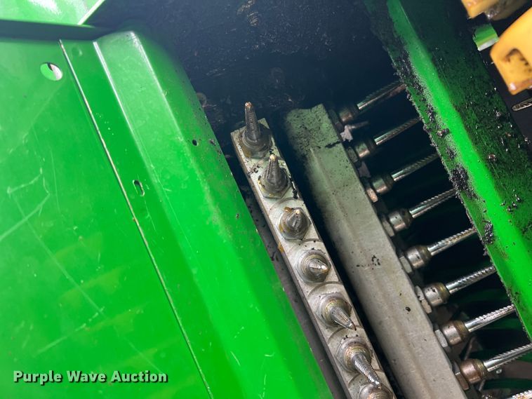 image for item DK7747 2018 John Deere CP690  RWA cotton picker