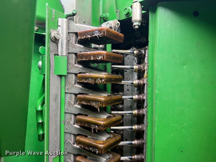 image for item DK7747 2018 John Deere CP690  RWA cotton picker