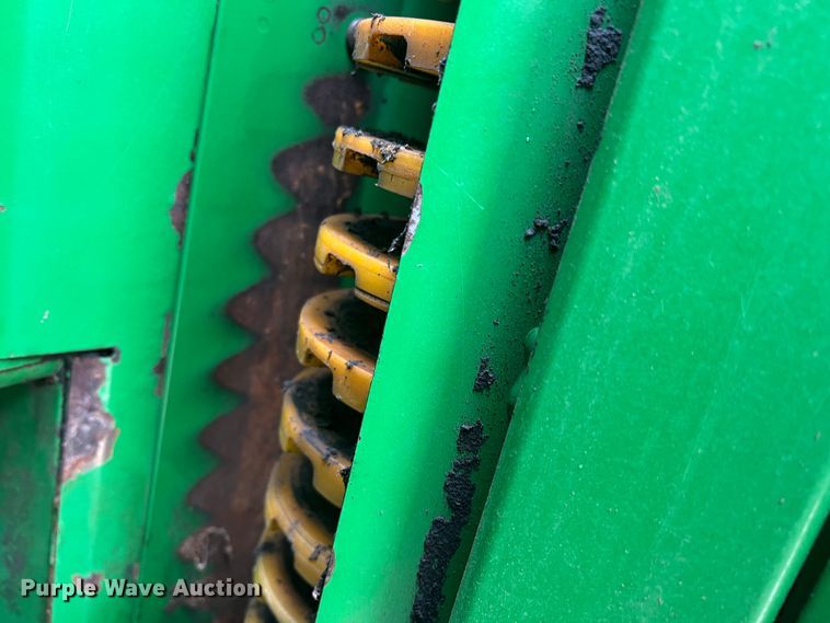 image for item DK7747 2018 John Deere CP690  RWA cotton picker