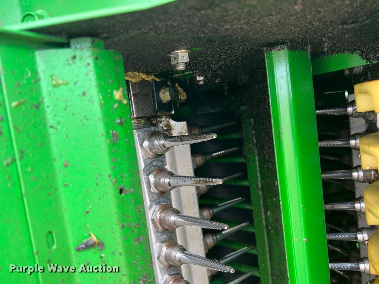 image for item DK7747 2018 John Deere CP690  RWA cotton picker