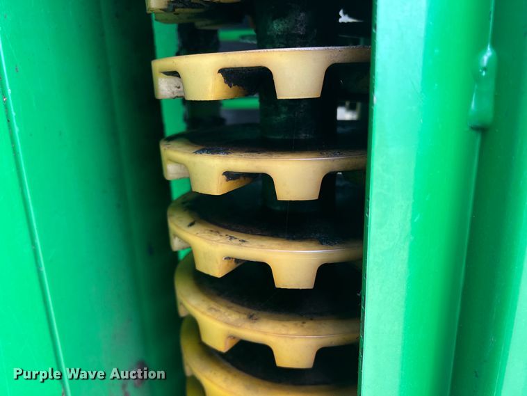 image for item DK7747 2018 John Deere CP690  RWA cotton picker