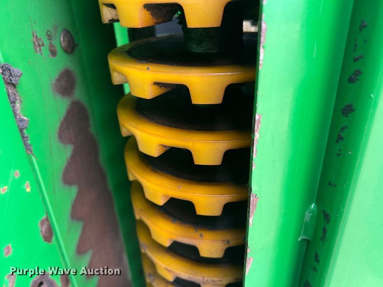 image for item DK7747 2018 John Deere CP690  RWA cotton picker