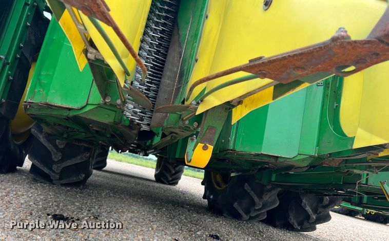 image for item DK7747 2018 John Deere CP690  RWA cotton picker