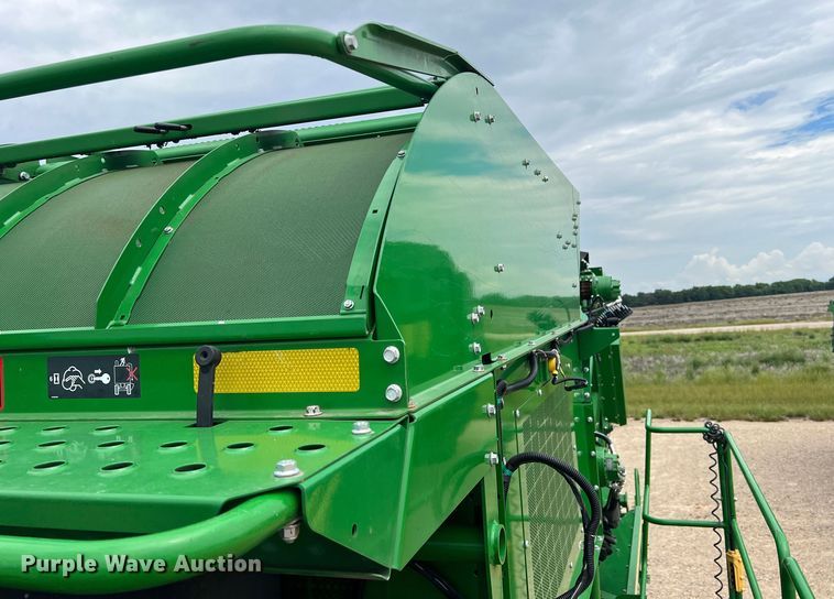 image for item DK7747 2018 John Deere CP690  RWA cotton picker