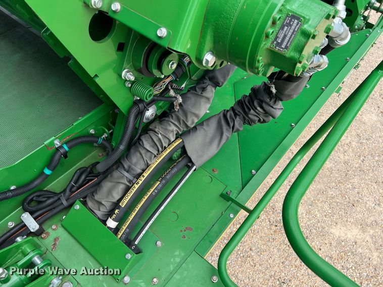 image for item DK7747 2018 John Deere CP690  RWA cotton picker